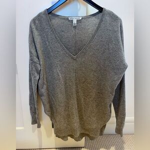 Autumn Cashmere neck sweater with side slits